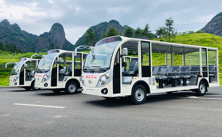 23座電動(dòng)觀光車 23座電動(dòng)觀光車